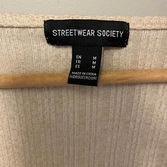 Ribbed Knit Surplice Top - Picture 8 of 10